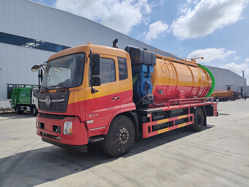 22立方東風天龍清洗吸污車